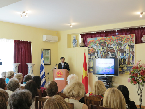 Informative and cultural program introducing Vietnam held in Greece